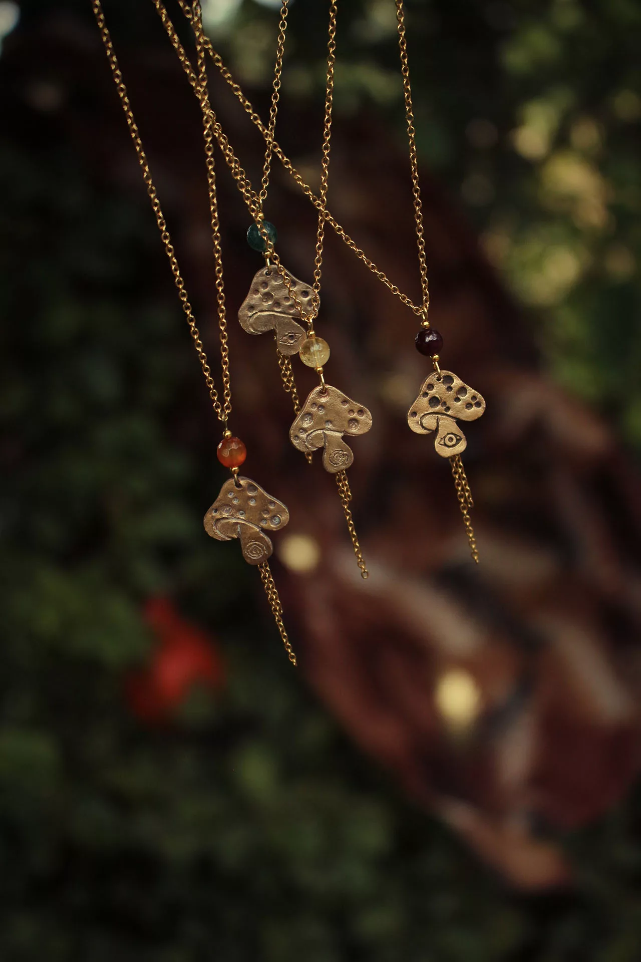 Collier champignons en bronze