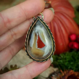 pendentif larme en agate druzy